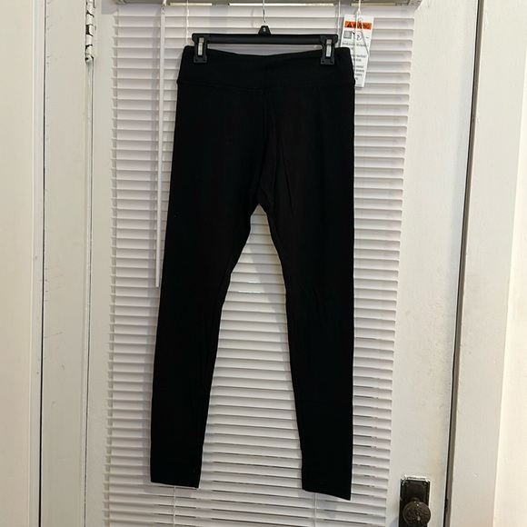 Victoria's Secret Pants - victoria sport black leggings!